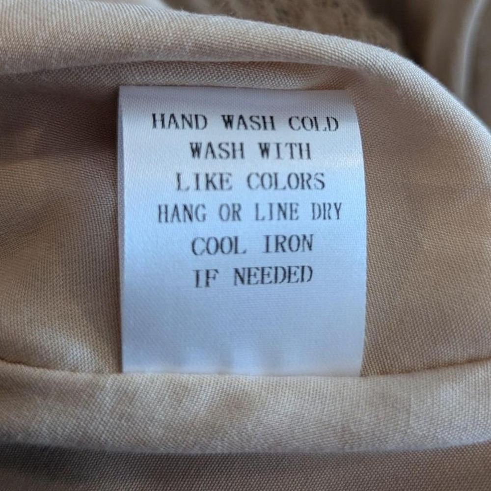In Loom 100% Cotton All Over Floral Embroidered Skirtall - Size Large - Picture 9 of 9